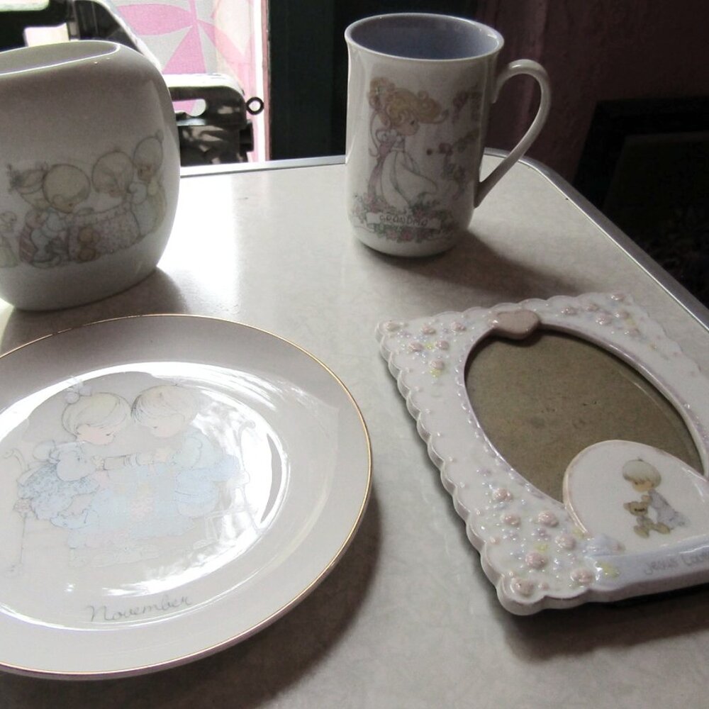 Lot of 4 Precious Moments Trinket Holder or Vase/Plate/Photo Frame/Mug Ceramic